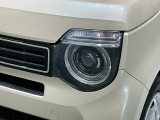 LEDヘッドライトは、点灯の瞬間から最大光量を発揮し、突然暗くなるトンネルなどでの安定感を高めます。