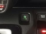 ★ECONスイッチ★ エコドライブを加速しよう!スイッチをONにすると、運転の仕方によるロスを抑え込み燃費をよくするようクルマが頑張ります(*^ー^*)燃費向上にチャレンジ♪