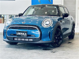 ◆LIBERALAは、輸入車選びの新たなスタイルを提案するインポート・セレクト・ブランドです。オーナー様となる方がクルマから直接感じる感性を第一にした、最良の一台との出会いをコーディネートいたします。