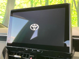【純正10.5型ナビ】高級感とインパクトのある大画面ナビを装備。各種オーディオ操作はもちろん、スマホ連携もできる利便性の高いナビです♪
