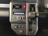 温度を設定すれば、自動で車内の温度管理をしてくれる優れものです♪ATミッションで運転楽々