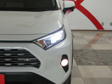 暗い夜道も照らしてくれるライト☆LED・HID・ハロゲンなのかこちらもチェックポイントです☆