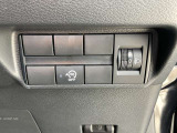運転席まわりの画像です。