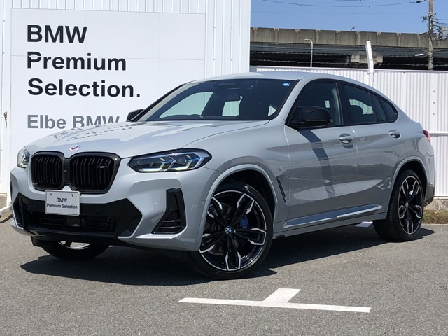 X4 M40i 4WD