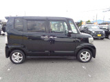 お車は買って終わりではありません。なぜなら車は壊れないという事がないからです。「安さ」だけでなく「安心」=購入後の点検・修理・トラブル対応こそ私達の強みです。