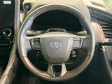 【ステアリングスイッチ】運転中、前方から目線をそらすことなく、オーディオ等の操作が可能な便利機能!安心&快適なドライブを演出してくれます♪