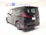 愛車に欠かせない大切なメンテナンスのこと、クルマをもっと楽しくするサービス。毎日のメンテナンスから車検・保険のご相談まで、カーライフをトータルサポート。