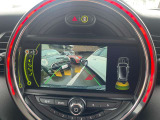 【バックカメラ】駐車時も安心です。