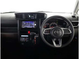 視界性の良い運転席!
