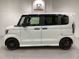 購入後も自社指定整備工場完備でお客様の愛車をしっかりサポート致します!御納車時には安全かつ安心してお乗り頂けるようホンダ専門知識を持つ整備スタッフが点検・整備・装備も説明をしてお渡ししております。