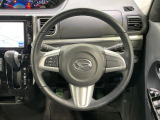 【ステアリングスイッチ】運転中、前方から目線をそらすことなく、オーディオ等の操作が可能な便利機能!安心&快適なドライブを演出してくれます♪