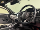 運転席シートの座り心地も良いです!