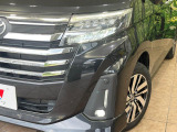 【LEDヘッドライト】悪天候や夜間走行時も良好な視界を確保し安心して運転できる高輝度LEDヘッドライトを装備!点灯速度が早く、消費電力も抑えられています。