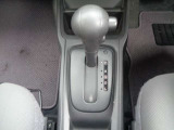 燃費性能とスム-ズな走りを両立したエクストロニックCVT。お問い合わせは03-5672-1023へ3
