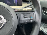 【プロパイロット】高速道でアクセル・ブレーキ・ハンドルをアシスト。運転の負担を軽減します。