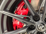 【ブレンボ製キャリパー】ハイパワー車両には強力なブレーキが必須!世界のスーパーカーにも採用されるイタリアの高級メーカー「ブレンボ」を装着!色鮮やかなキャリパーがスポーティな印象を引き立てます♪