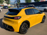 【GLIONグループ GSQUARE】の車輌をご覧頂き、誠にありがとうございます。お客様にピッタリなお車を弊社スタッフがご案内させて頂きます。