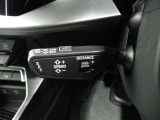 前方車両を感知して一定の車間距離を保ちながら追従走行するアダプティブクルーズCが装備されております。ロングドライブにはぜひ欲しい機能です。