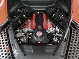 4.0L・V8ツインターボエンジンをモーターでアシストし、1000馬力(カタログ値)を発揮いたします。