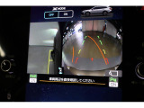 後方の視認性を高めるリヤビューカメラを搭載。
