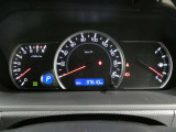 メーターの視認性もよく安全運転ができます。
