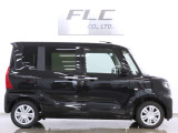 当社の届出済未使用車は、店舗に『新車おろしたて』の状態で入荷いたします。新規届出によりナンバーを取得後、店頭で丁寧に展示・保管をしています。遠方のお客様にも、安心してお勧めできるコンディションです。