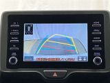 バックガイドモニターで、後方を確認しながら安心して駐車することができます。運転初心者も熟練者も必須の機能ですよ!