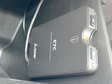 ●ETC車載器(アンテナ分離型音声案内タイプ):お引き渡し時には再セットアップを実施後、お渡しいたします。マイレージ登録に関してもお気軽にスタッフまでお尋ねください。