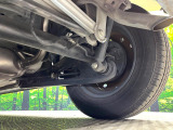 お車を安心してお乗りいただく為には、足回りの定期点検が欠かせません。サービスサポート(有償保証)では無料点検もご提供しており、安心のカーライフをお過ごしいただけるサポート体制が整っています。