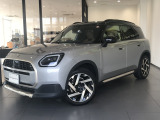 MINI カントリーマン Dが入庫しました。