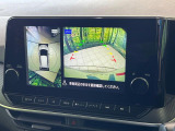 【アラウンドビューモニター】専用のカメラにより、上から見下ろしたような視点で360度クルマの周囲を確認することができます☆死角部分も確認しやすく、狭い場所での切り返しや駐車もスムーズに行えます。
