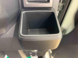 お車の状態をしっかりとお伝えするために1台の車両に付き40枚以上の画像を用意しております。外装はもちろん、室内の装備やお車の特徴などごらんください。