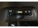 スッキリ装着されたビルトインタイプのETC!高速道路走行の料金所をノンストップで通過できます。※ ETCカードのお申し込みも当社にお任せ下さい!