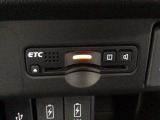 【ETC車載器】もはや必須アイテムのETCを搭載!高速道路のご利用時にとても便利!わずらわしい料金所での現金支払いが不要となりスムーズに通過できます♪