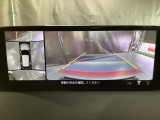 狭い場所での駐車やすれ違いなどでより的確な運転操作に役立つ360&deg;ビューモニターが装備されています。