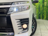【LEDヘッドライト】悪天候や夜間走行時も良好な視界を確保し安心して運転できる高輝度LEDヘッドライトを装備!点灯速度が早く、消費電力も抑えられています。