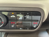 前席に寒い日も身体を温め快適なドライブをサポートしてくれるシートヒーターを装備しています。