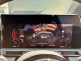 メーター内のカラーディスプレイには運転をサポートするさまざまな情報を表示します☆
