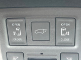 【パワーバックドア】スマートキーや運転席のボタンを押すだけでリアゲートが自動で開閉します!荷物を持っている時や、高い位置にあるバックドアを閉める際に便利な機能です♪