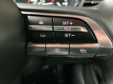 【 MRCC 】ミリ派レーダーで前方の走行車との車間距離を認識。0から100km/hの範囲で、自動追従走行を可能にしています。