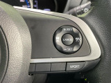 【レーダークルーズコントロール】高速道路での長距離走行が楽に!!自動で速度を保つクルーズコントロールが、衝突軽減システムと連携し、前方の車両を感知して車間を保つように速度調節してくれます!!