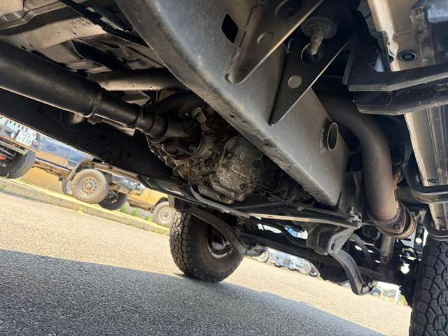 トヨタ ランドクルーザー70 4.2 LX FRPトップ ディーゼル 4WD の中古車
