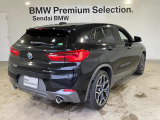 BMW xDriveの魅力は、走行状況と路面状況の変化をリアルタイムに把握し、4輪のトラクションを絶えず最大限に保つことで、どんなコンディションにおいても揺るぎない走りを実現させてくれます。