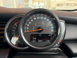 ◆LIBERALAは、輸入車選びの新たなスタイルを提案するインポート・セレクト・ブランドです。オーナー様となる方がクルマから直接感じる感性を第一にした、最良の一台との出会いをコーディネートいたします。