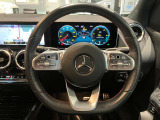 握りやすいハンドルの形状をしておりますので、お客様の運転をサポートしてくれます!