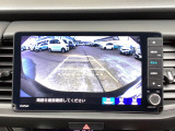 後方確認はバックカメラにお任せ♪後退時に便利で、駐車が楽になります♪