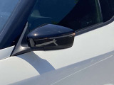 ウィンカードアミラー☆ライトの点滅で対向車、歩行者などに曲がることを知らせることができるので安心・安全につながりますね♪