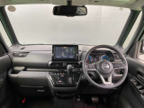 フロントガラスが大きいので、広い視界でとても運転しやすいお車です(*'&omega;'*)
