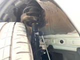 お車を安心してお乗りいただく為には、足回りの定期点検が欠かせません。サービスサポート(有償保証)では無料点検もご提供しており、安心のカーライフをお過ごしいただけるサポート体制が整っています。