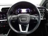 お車の詳細はAudi Approved Automobile山梨丸山までお問い合わせください。